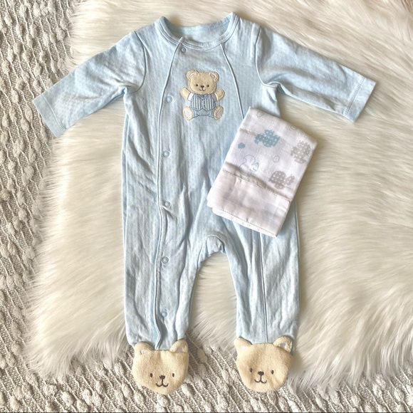 (❤️3/$30) NWOT baby sleeper and free gift - Picture 1 of 3